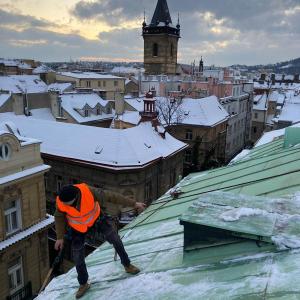 Odstranění ledu BD-Jindřišská Praha